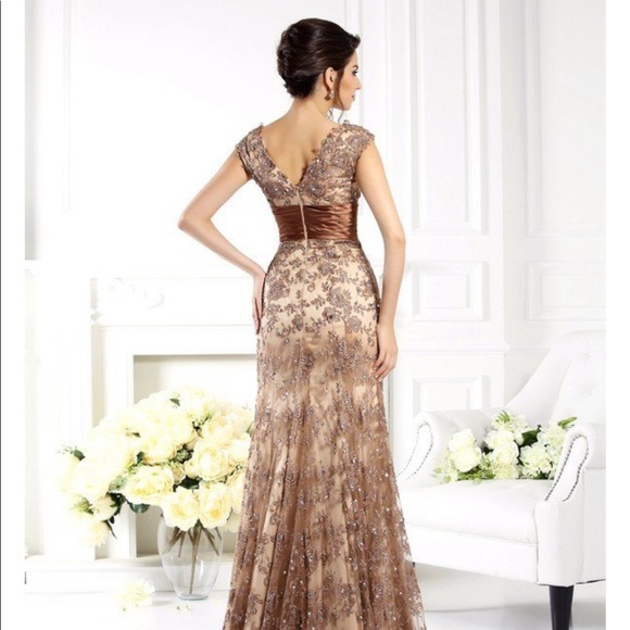 Navy lace a line princess v neck - Picture 8 of 8